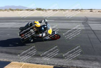 media/Dec-01-2025-Moto Forza (Mon) [[2daa91e15f]]/1-Advanced Group/Session 4 (Turn 10 Inside)/